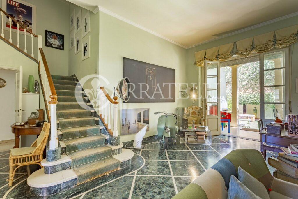 Charming residence with garden in Viareggio