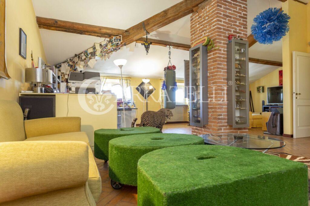 Charming residence with garden in Viareggio