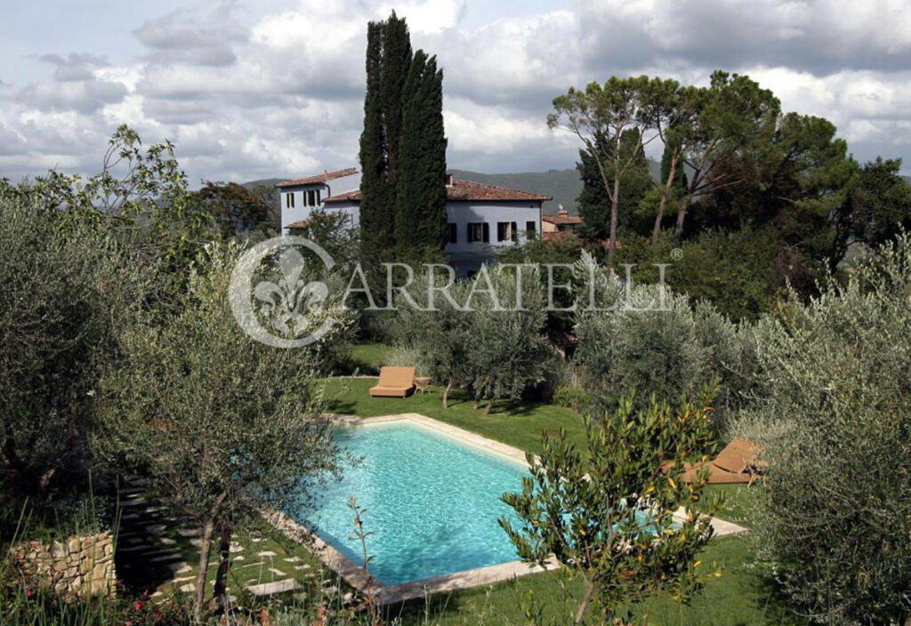 Villa di charme con parco e piscina nel Chianti