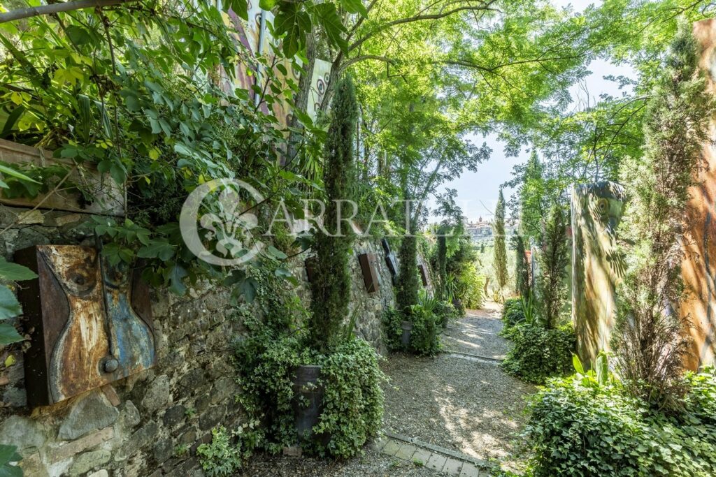 Casale del 1300 a Torrita di Siena, Toscana.