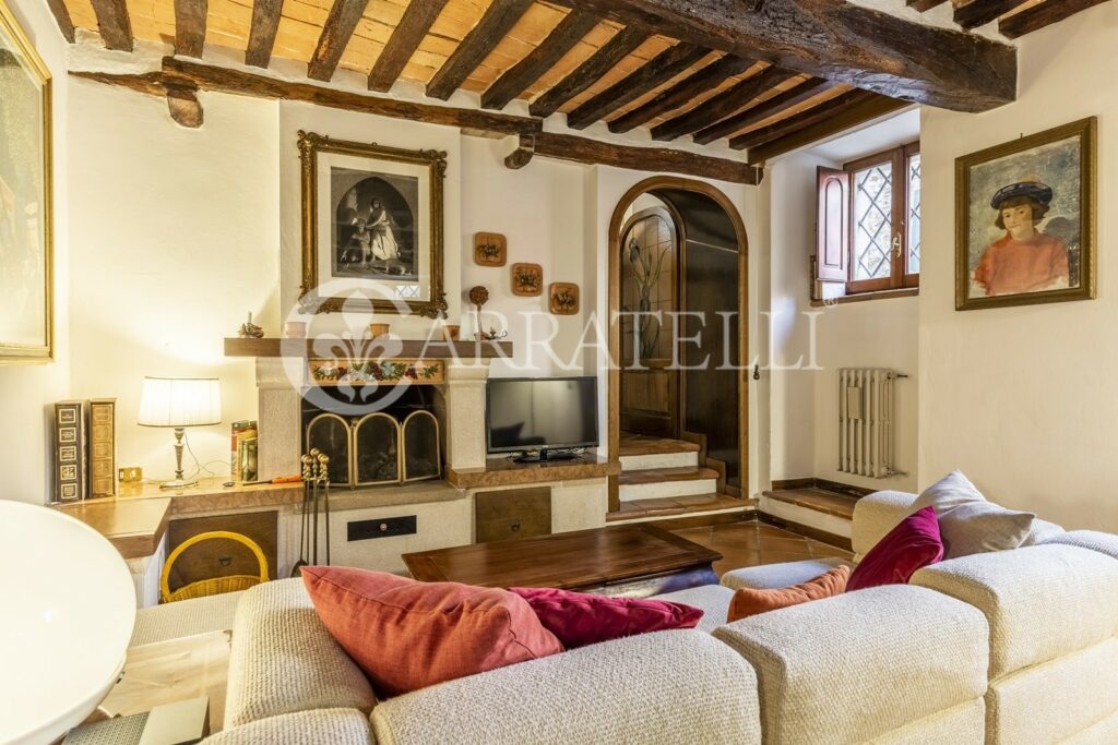 Palazzetto di 3 piani a Montepulciano con sauna