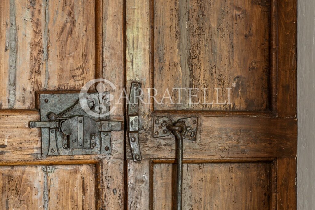 Villa storica con piscina e terreno nel Chianti