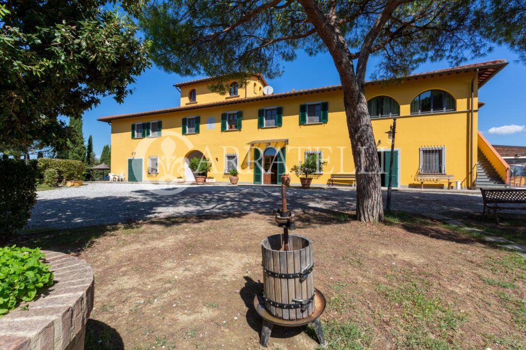 Agriturismo con azienda agricola vicino a Firenze