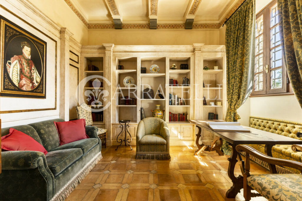 Villa storica con Relais di lusso a San Gimignano