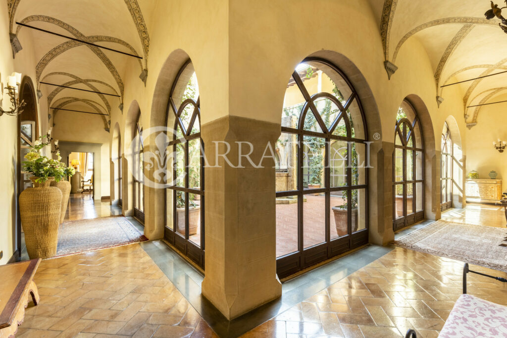 Villa storica con Relais di lusso a San Gimignano