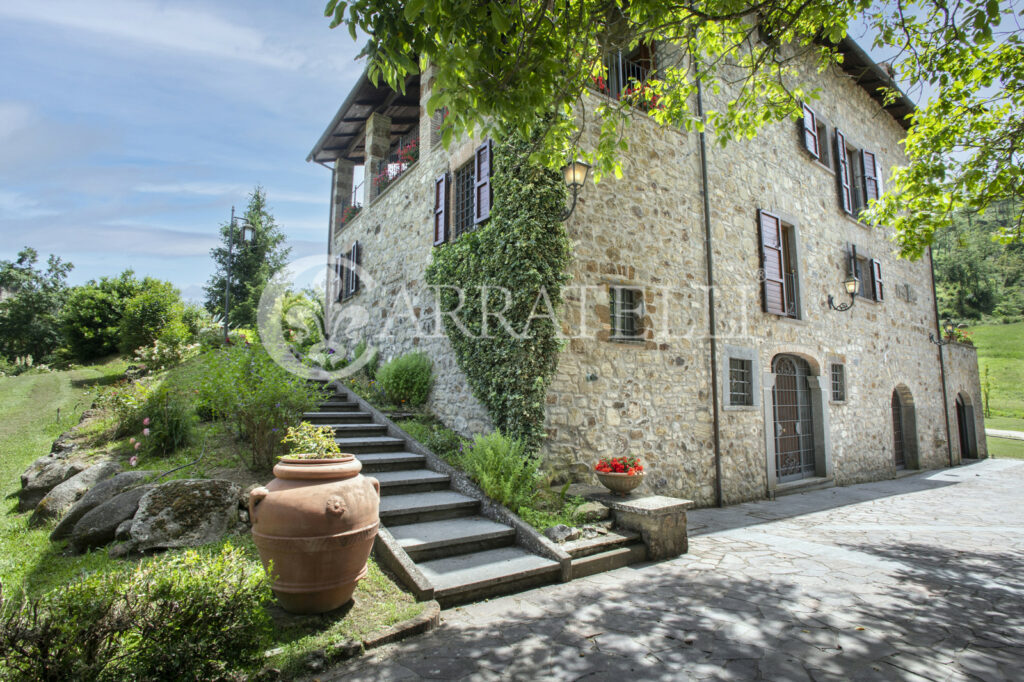 Resort con terreno e piscina vicino a Orvieto