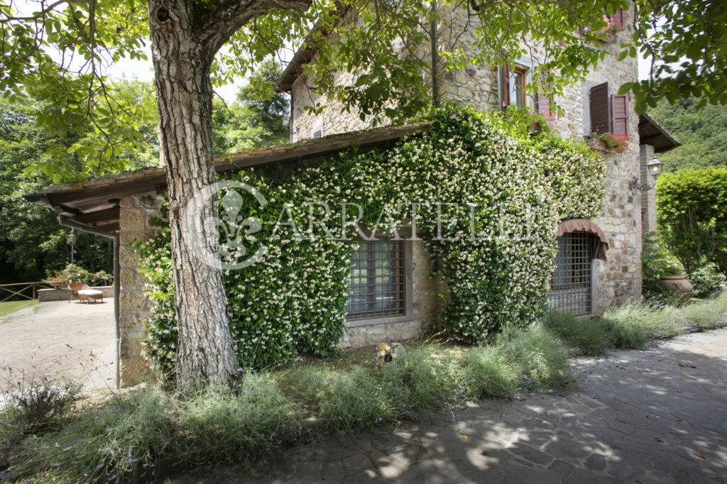 Resort con terreno e piscina vicino a Orvieto