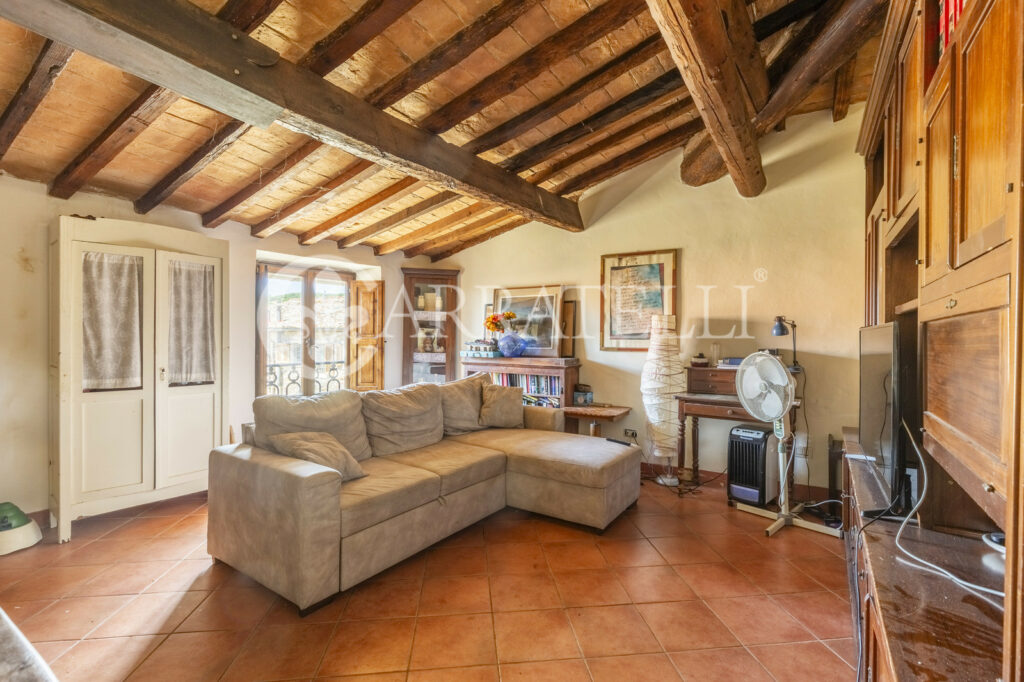 Elegant Medicea villa in the heart of Tuscany