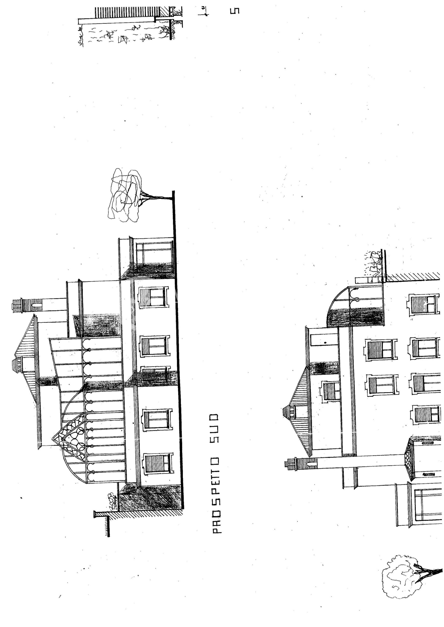 Villa di pregio a Castel Gandolfo sul Lago