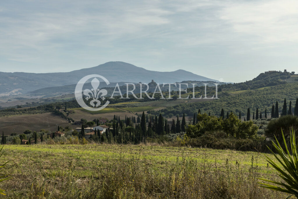 Casale in Pietra panoramico a San Quirico d’Orcia.