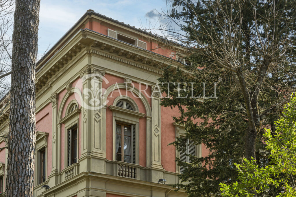 Villa storica con parco e dependance Porta Romana