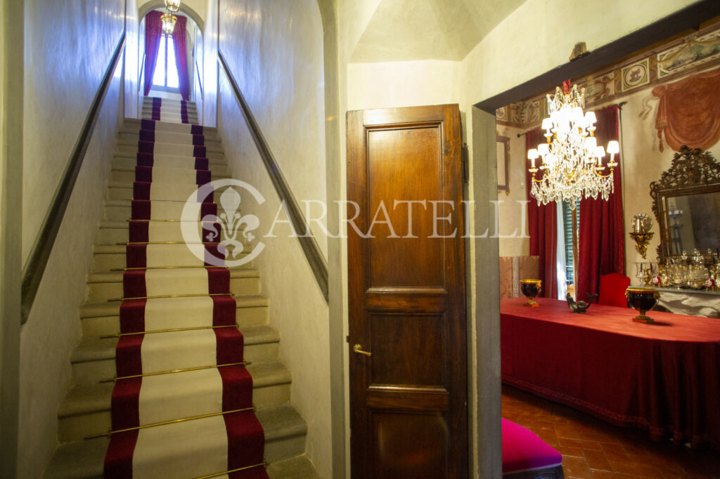 Prestigious Medici villa in the hills of Florence