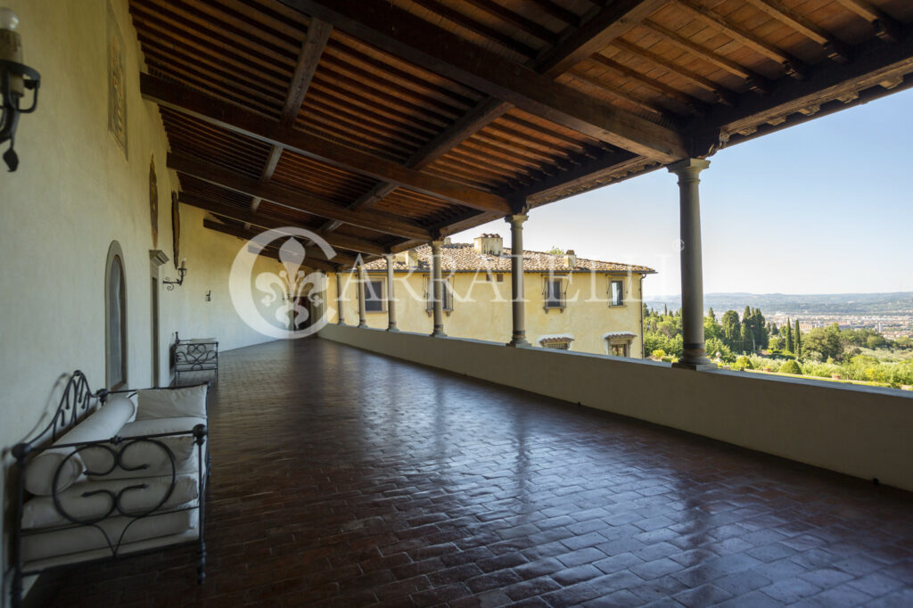 Prestigious Medici villa in the hills of Florence