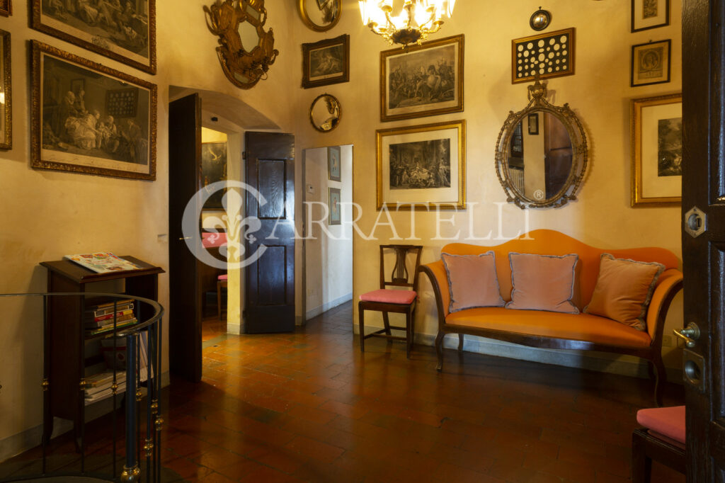 Prestigious Medici villa in the hills of Florence