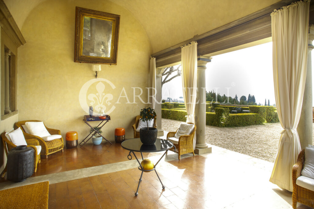 Prestigious Medici villa in the hills of Florence