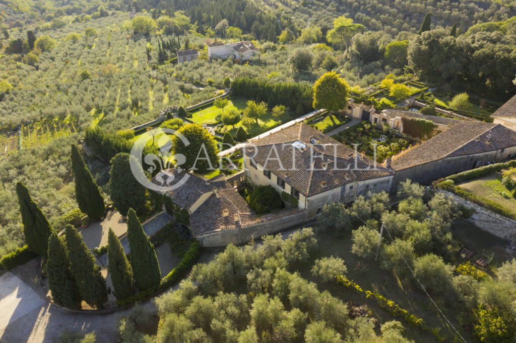 Prestigious Medici villa in the hills of Florence