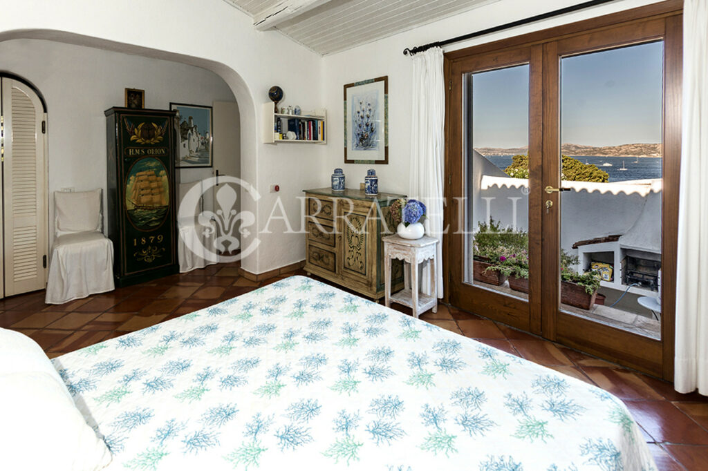 Villa with pool and sea view in Porto Rafael