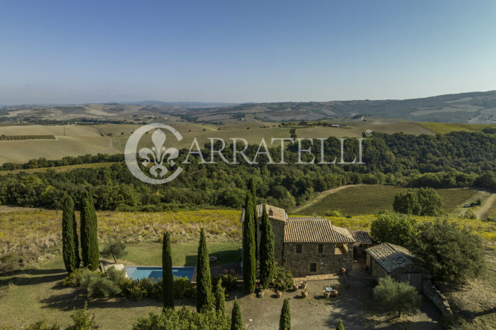 Casale con Piscina a Montalcino Toscana