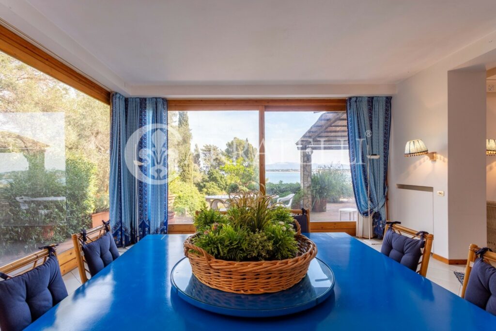 Argentario – Villa con accesso diretto al mare