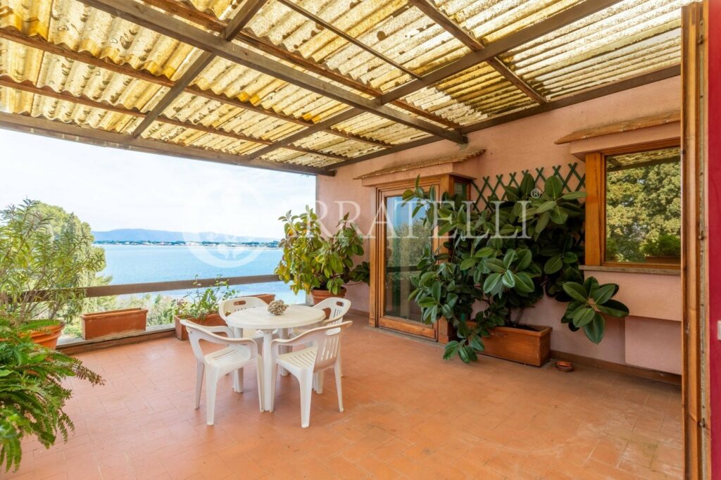 Argentario – Villa con accesso diretto al mare