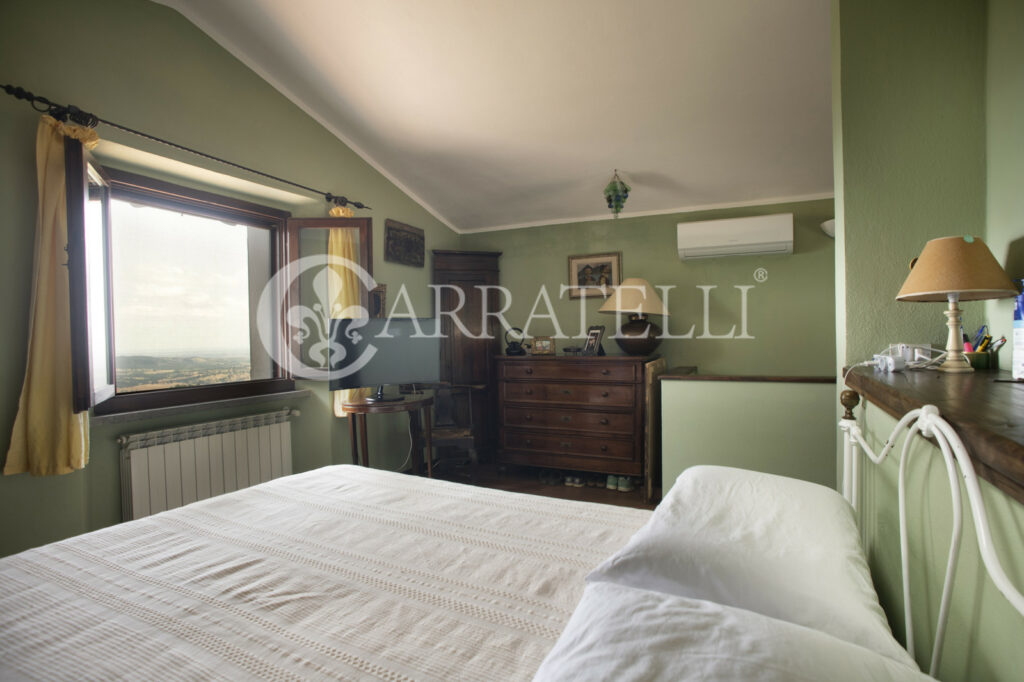 Villa con piscina e vista panoramica – Scansano