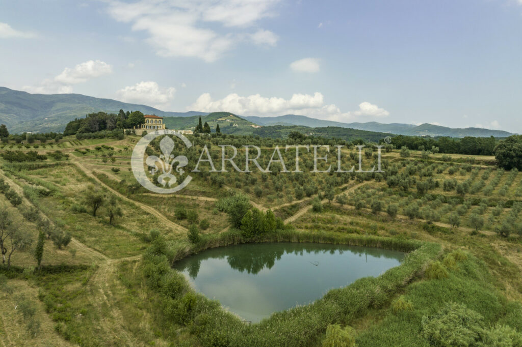 Villa storica con parco e piscina a Pistoia