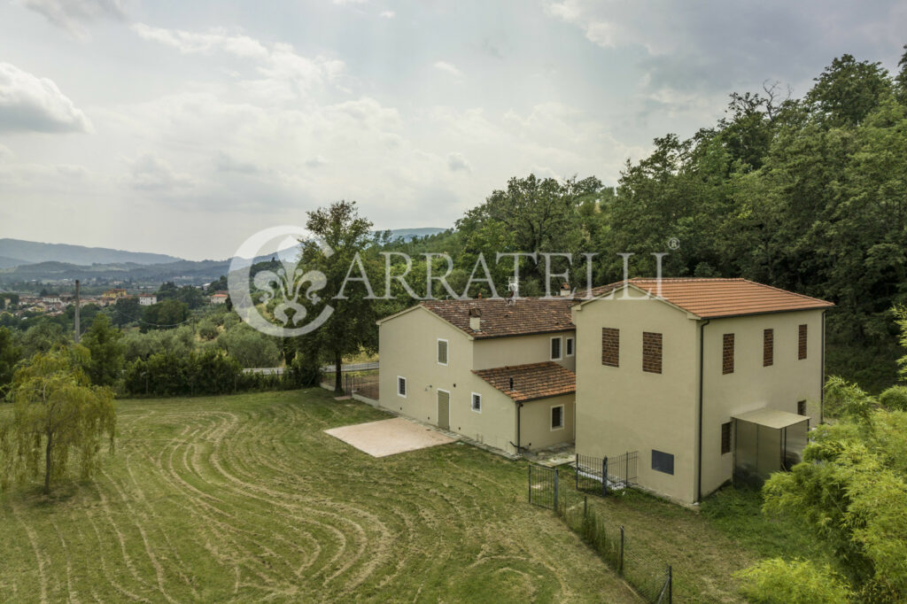 Villa storica con parco e piscina a Pistoia