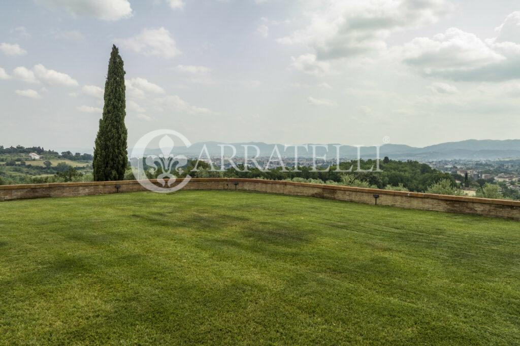 Villa storica con parco e piscina a Pistoia