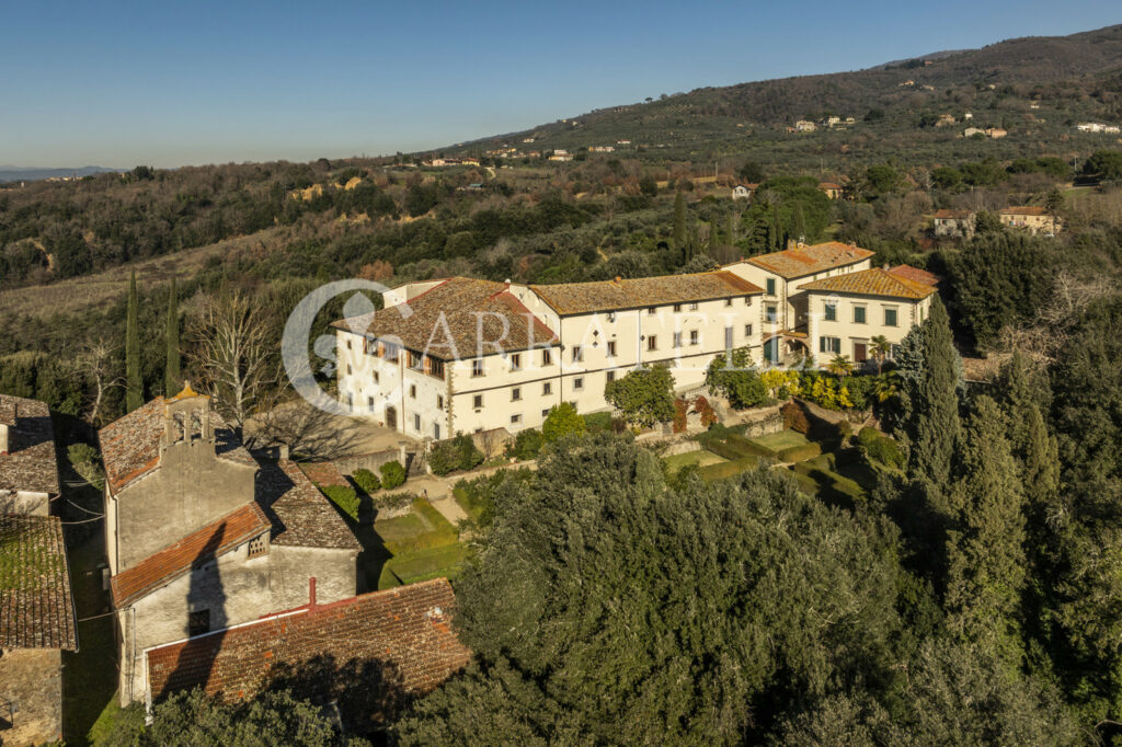 Incantevole tenuta toscana nel Chianti Valdarno