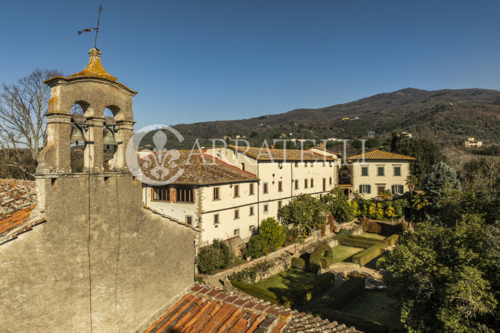 Incantevole tenuta toscana nel Chianti Valdarno