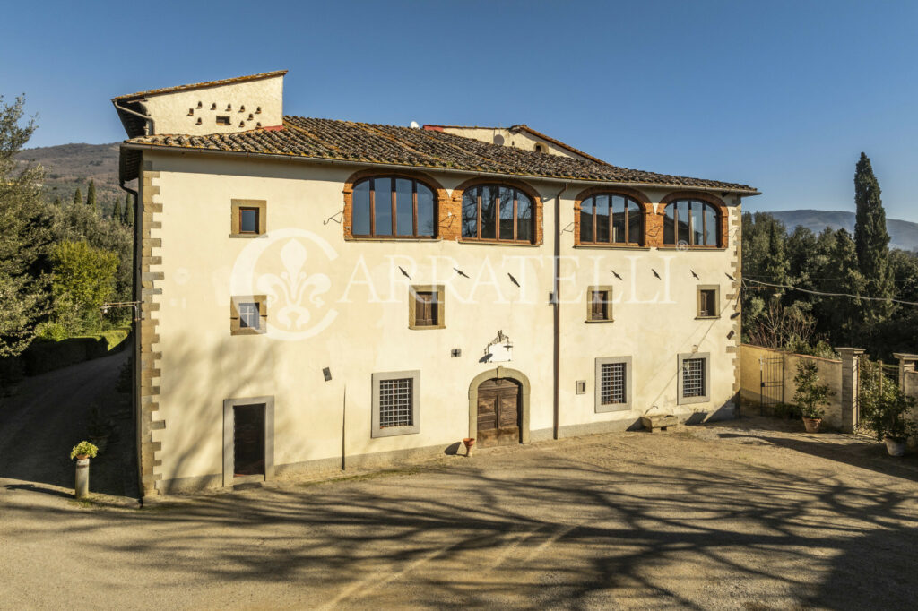 Incantevole tenuta toscana nel Chianti Valdarno