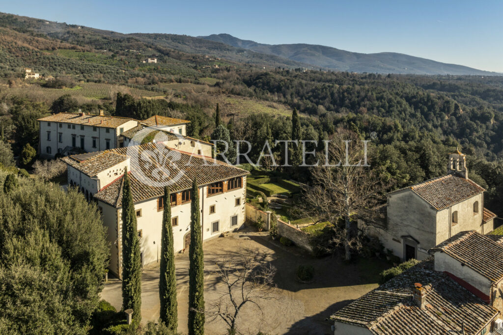 Incantevole tenuta toscana nel Chianti Valdarno