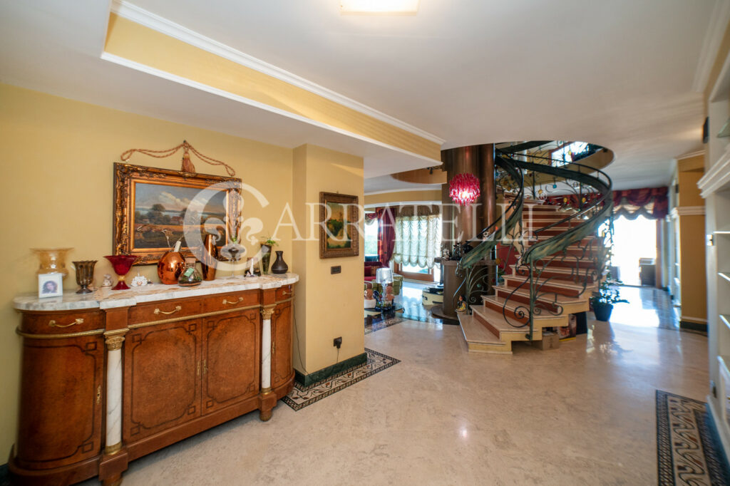 Exclusive and prestigious single-family villa in Frascati