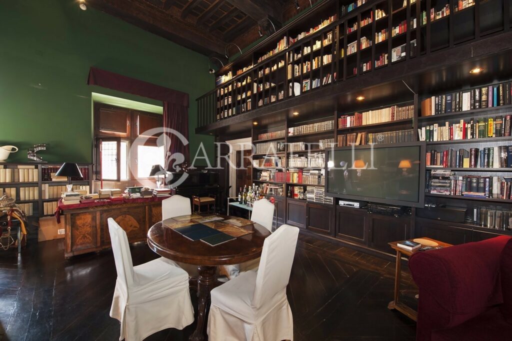 Prestigious and Historic Palace in Trastevere, Rome