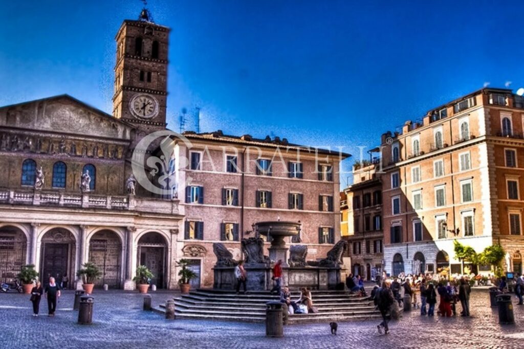 Prestigious and Historic Palace in Trastevere, Rome