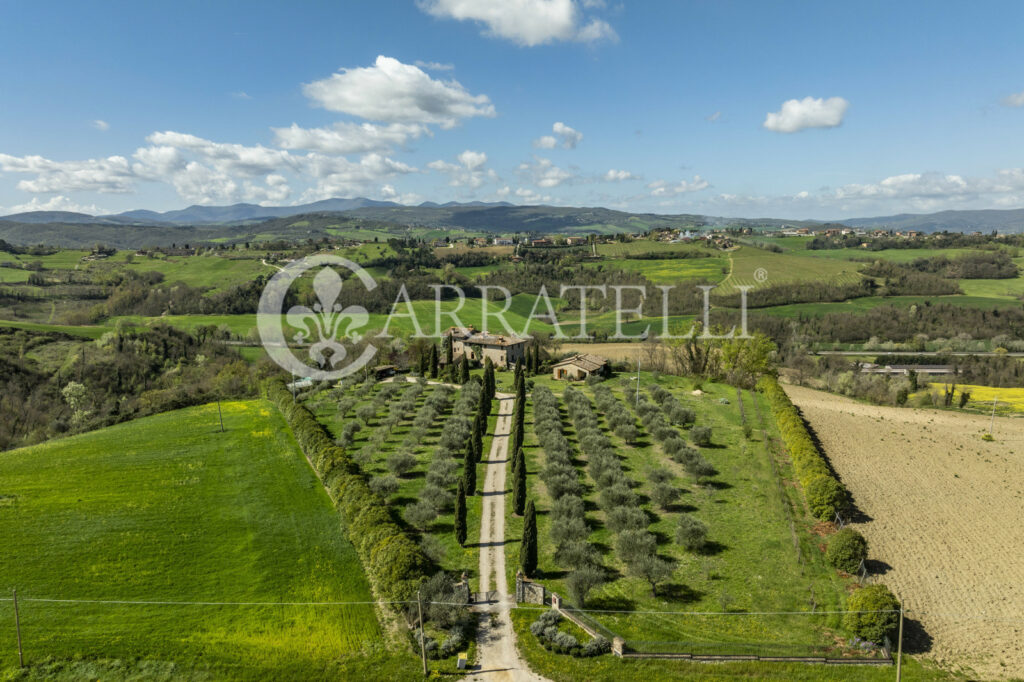 Casale ex torre di avvistamento