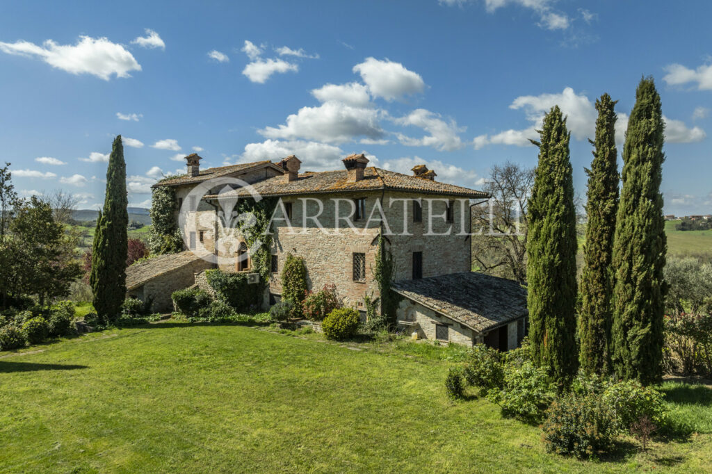 Farmhouse former watchtower