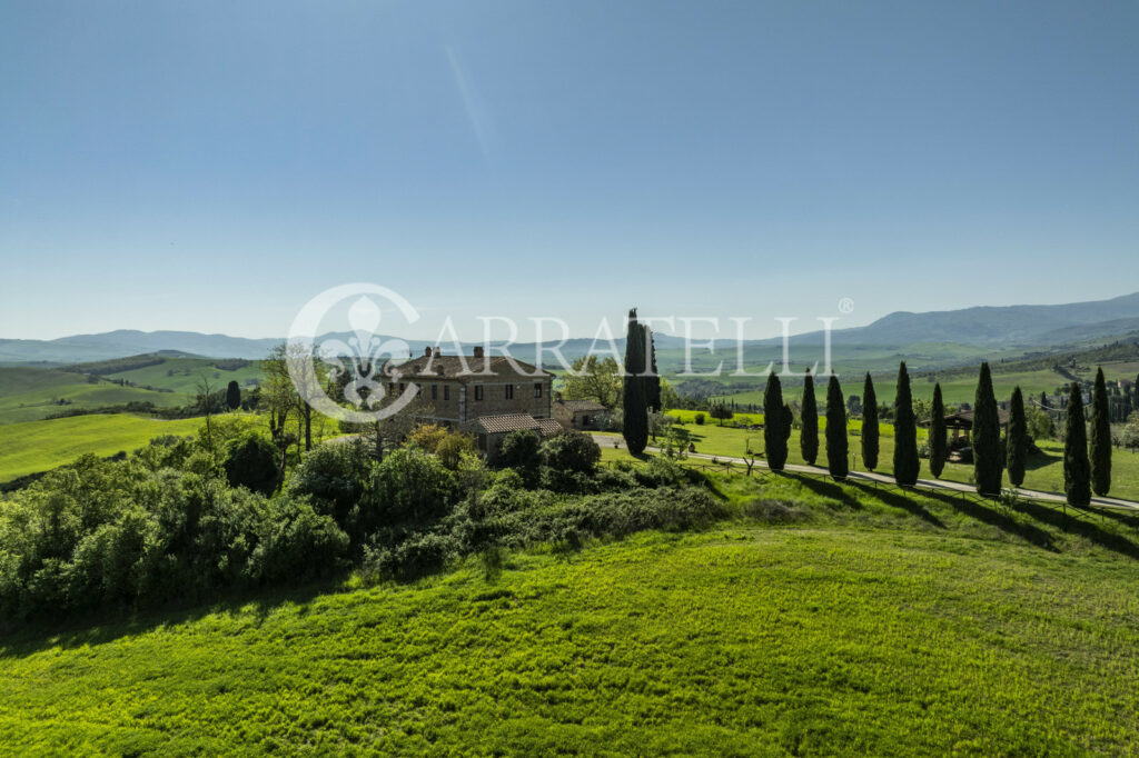 Casale in Pietra panoramico a San Quirico d’Orcia.