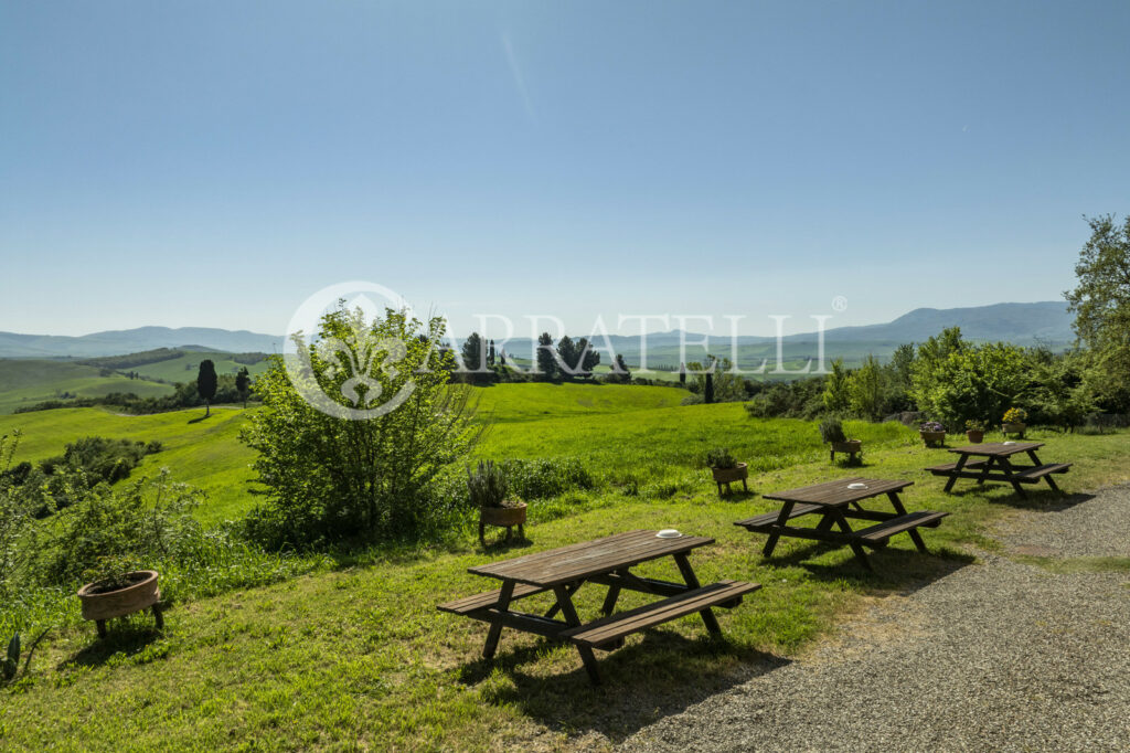 Casale in Pietra panoramico a San Quirico d’Orcia.