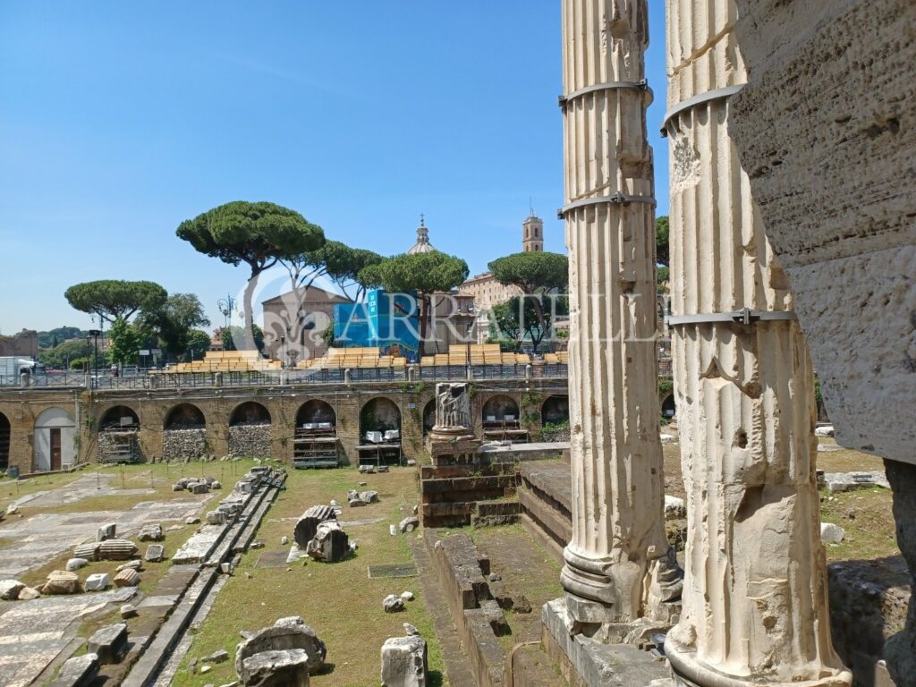 suggestivo Attico sui Fori Imperiali