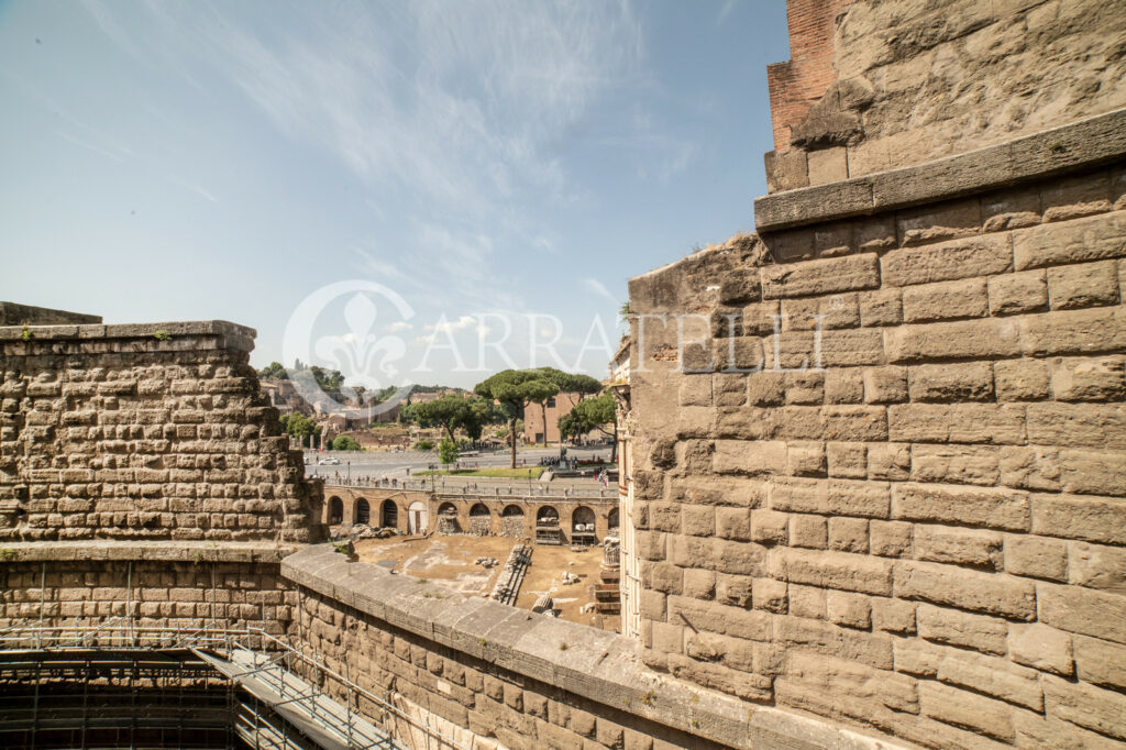 Impressive palace overlooking the Imperial Forums