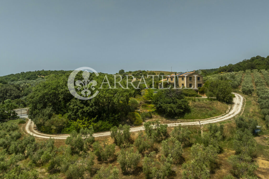 Manciano villa moderna con piscina classe A