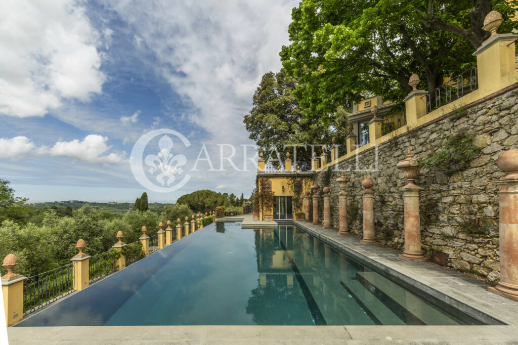 Pisan countryside luxurious villa with spa and pool