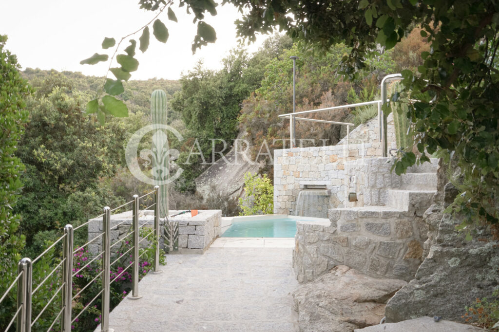 Isola D’Elba villa nuova costruzione con piscina