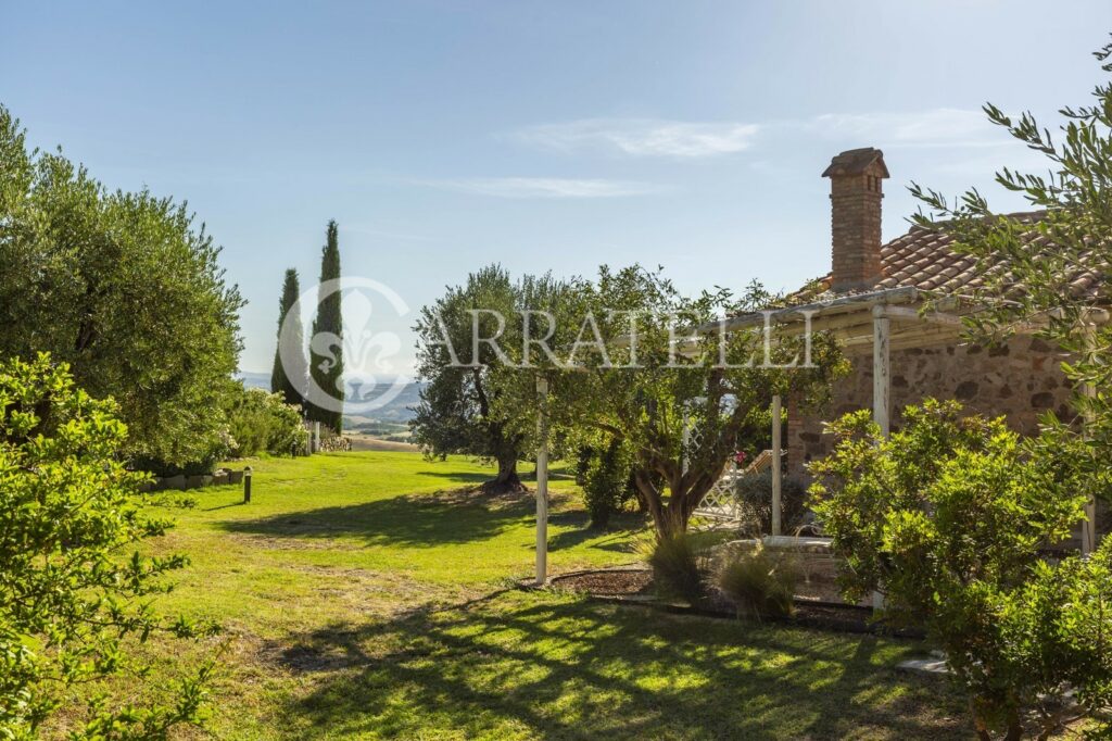 Cinigiano magnifica dimora con piscina e terreno