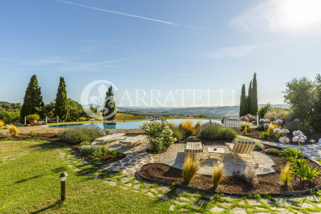 Cinigiano magnifica dimora con piscina e terreno