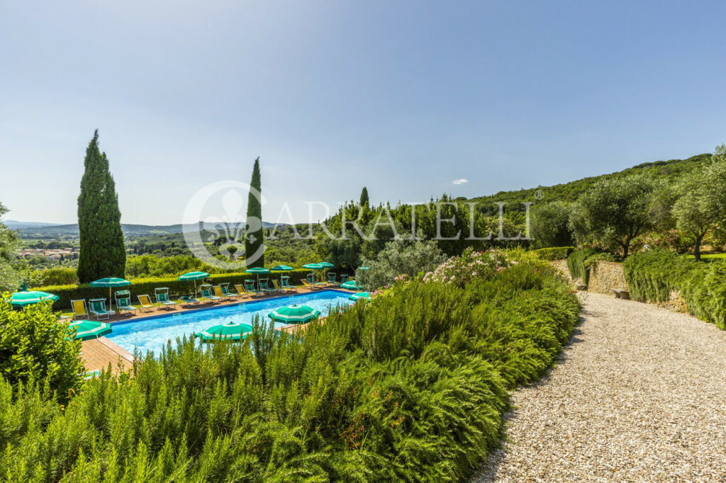 Trasimeno Lake Relais with pool