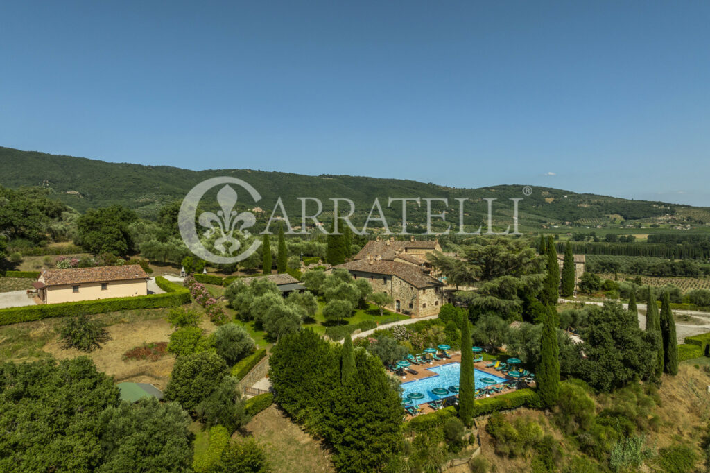 Trasimeno Lake Relais with pool