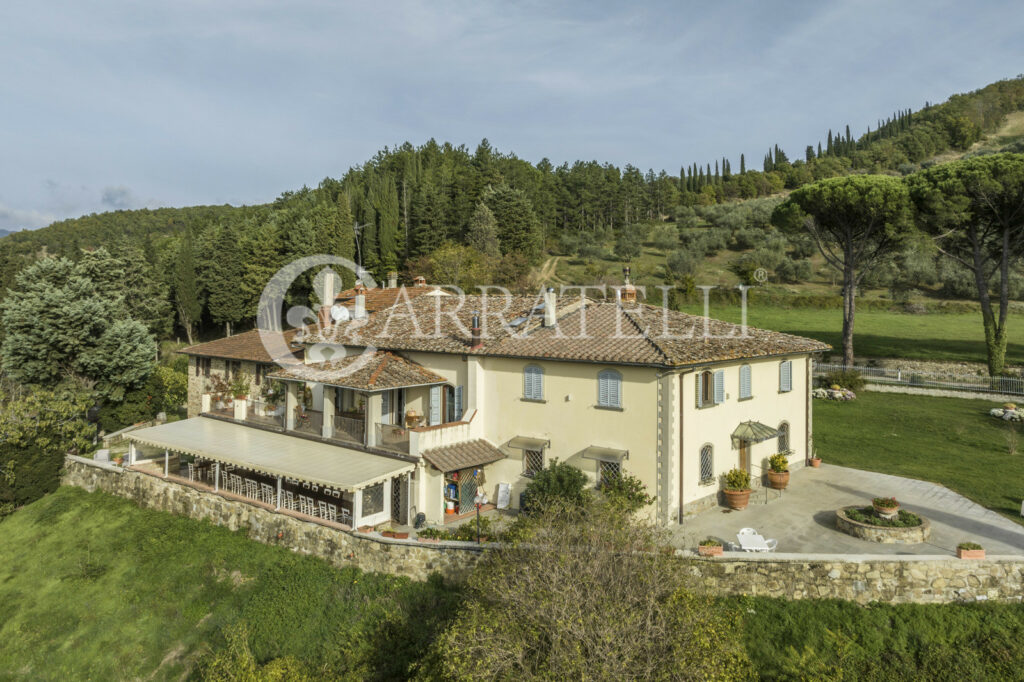 Winery – accommodation near Florence