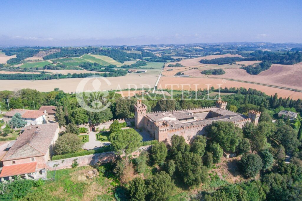 Complesso immobiliare di lusso in centro di Toscana